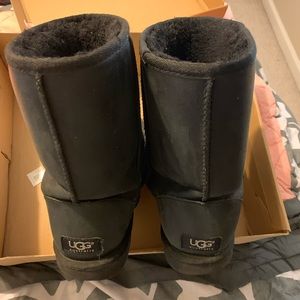 Classic Leather Uggs